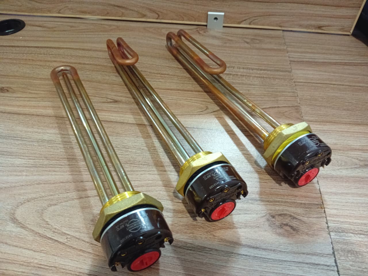 Water Heater Element With Thermostat 1500W - Image 5